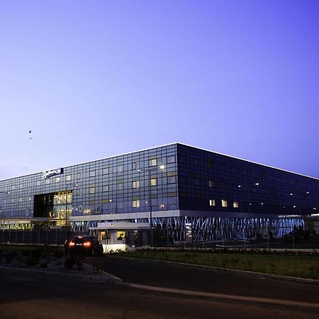 Radisson Blu Hotel, Abidjan Airport Buitenkant foto