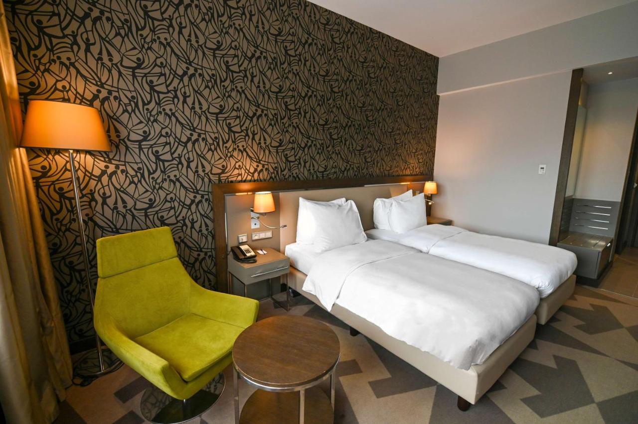 Radisson Blu Hotel, Abidjan Airport Buitenkant foto