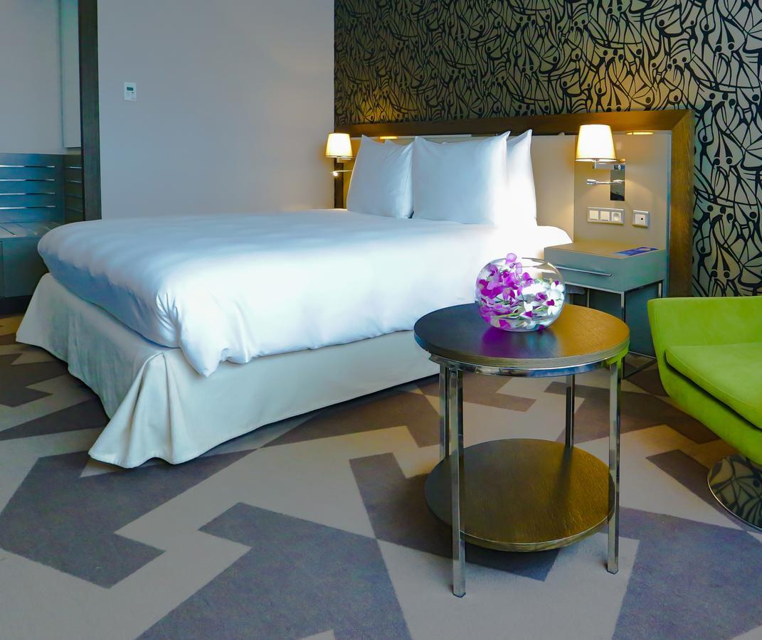 Radisson Blu Hotel, Abidjan Airport Buitenkant foto